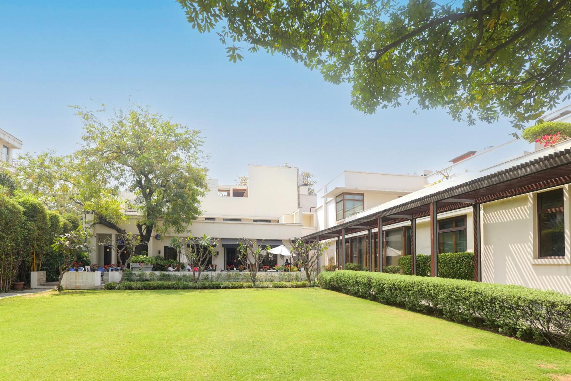 The Manor - New Delhi Hotel Exterior foto