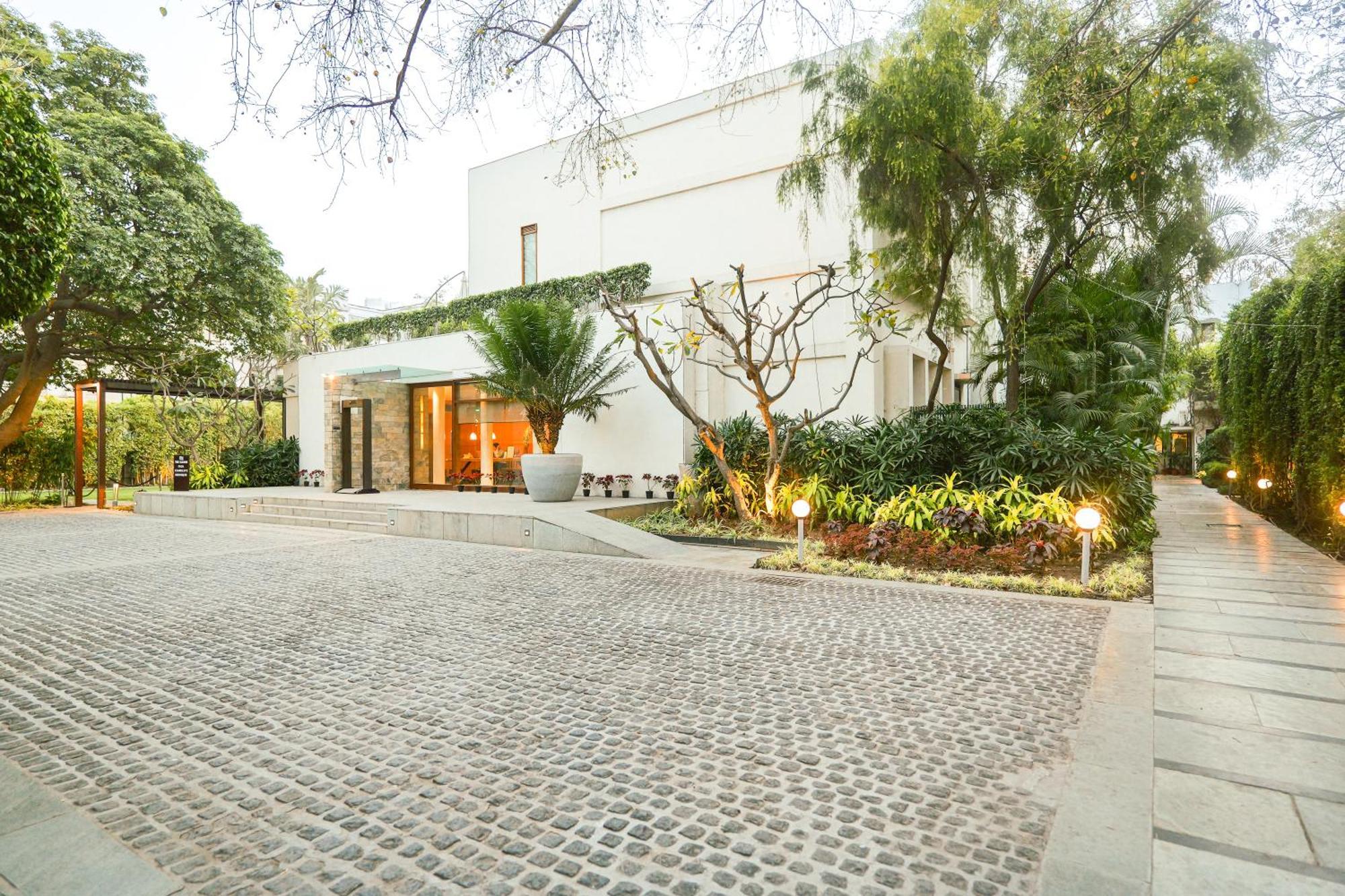 The Manor - New Delhi Hotel Exterior foto