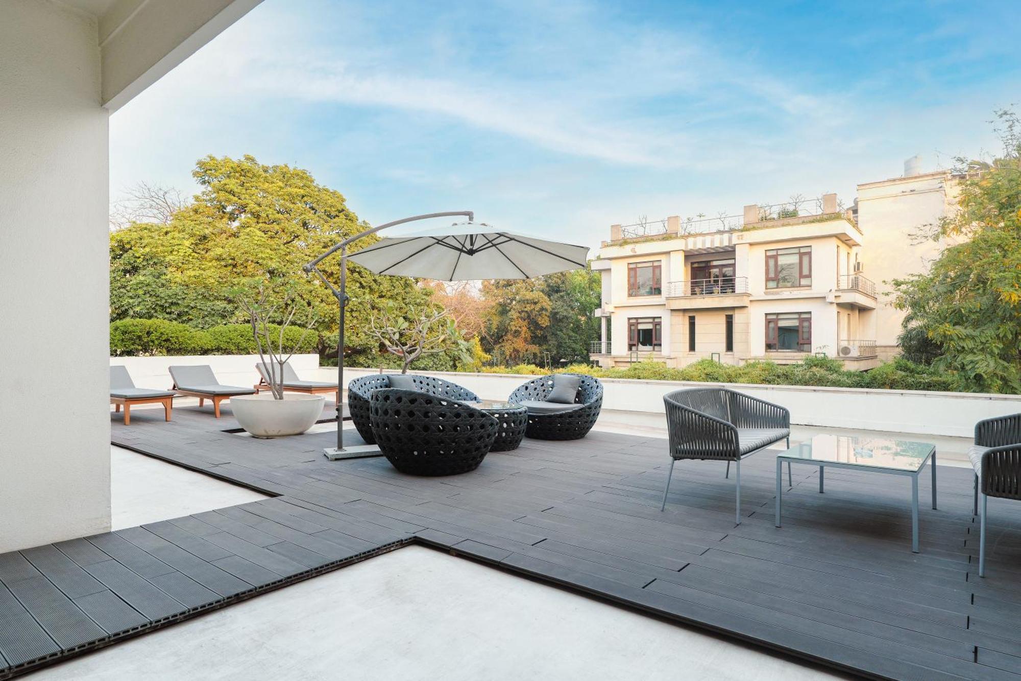 The Manor - New Delhi Hotel Exterior foto